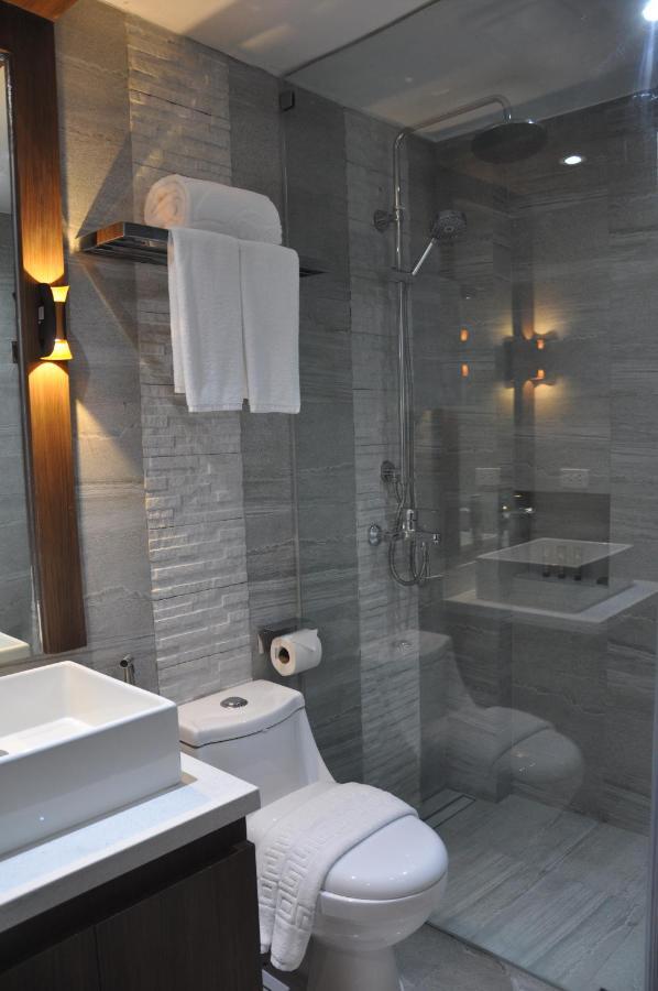 Acuatico Beach Resort & Hotel Inc. سان خوان المظهر الخارجي الصورة