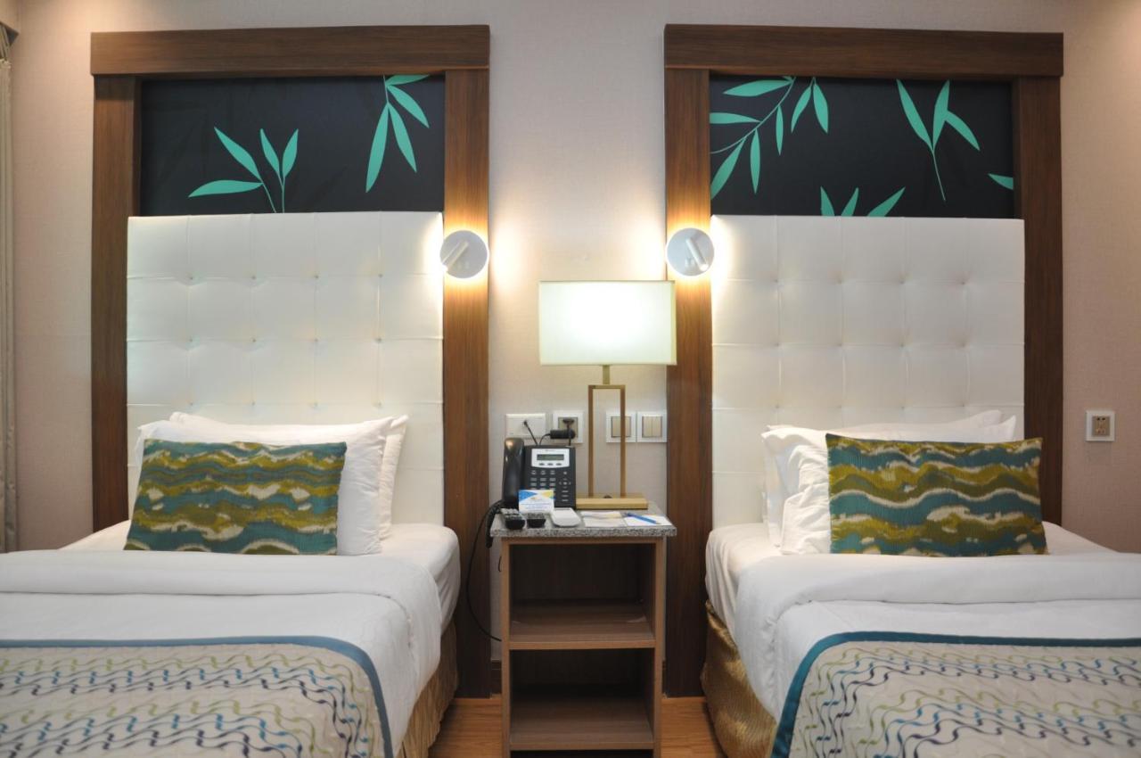 Acuatico Beach Resort & Hotel Inc. سان خوان المظهر الخارجي الصورة